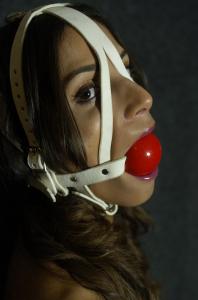 www.brendasbound.com - 0724 ChiChi Medina thumbnail